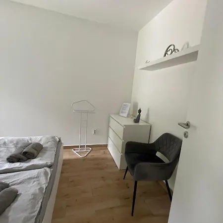 Kolokan Apartmanhaz